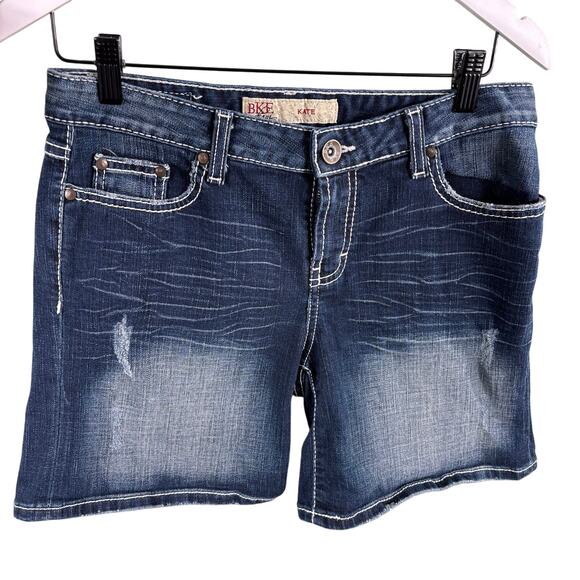 BKE Denim Kate women's Size 30 Stretch Distressed Everyday Casual Denim Shorts - Picture 1 of 13
